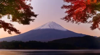 《2025秋季旅遊必看》日本賞楓團必訪景點＆首爾、釜山一日遊玩法總整理