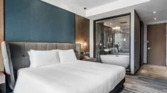 【2025聖誕節高鐵飯店攻略】新北耶誕城＆全台聖誕活動時間地點搶先看，精選TOP17台北、台中、台南、高雄高鐵飯店優惠中